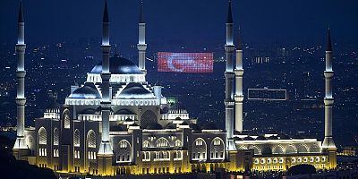 90 bin camide selalar okundu