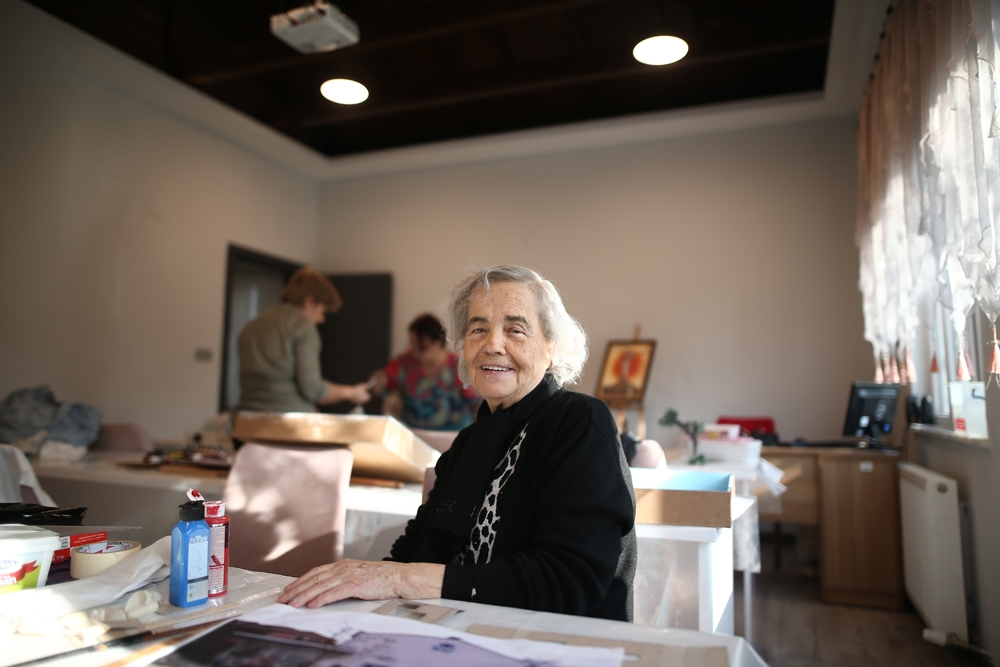 90 yaşında kursa yazıldı, öğretmen oldu