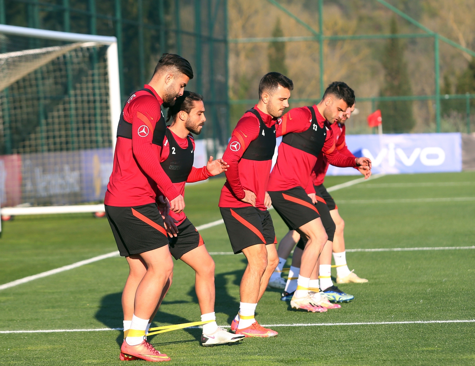 A Milli Futbol Takımı, Letonya maçı hazırlıklarına başladı