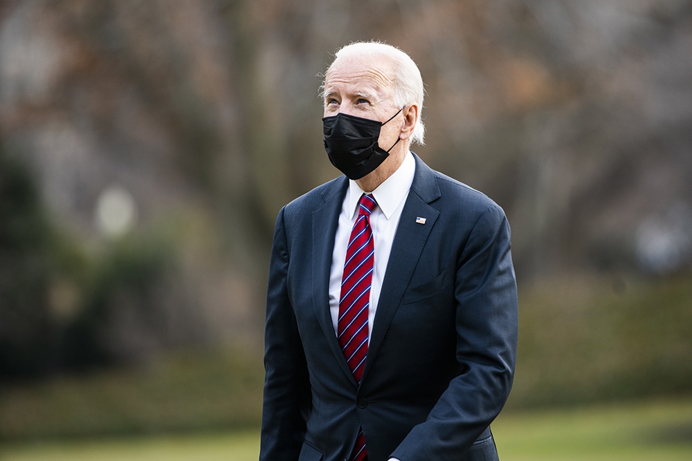 ABD Başkanı Biden’dan Myanmar’a yaptırım tehdidi