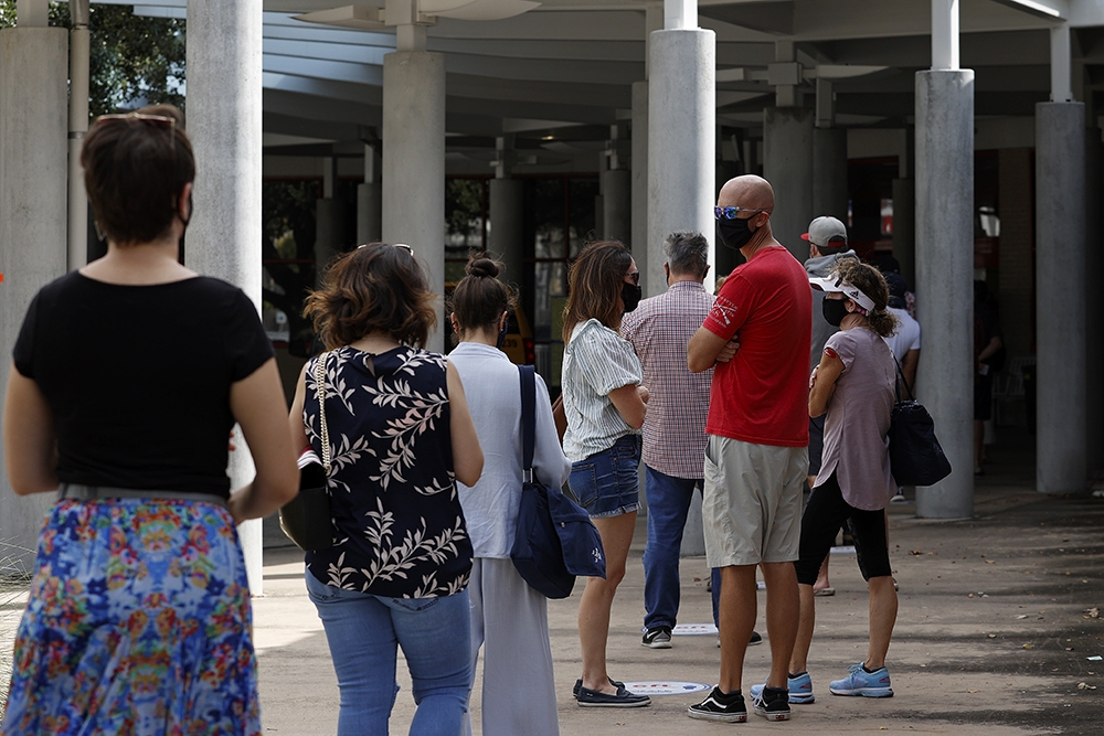 ABD başkanlık seçimleri için şu ana kadar yaklaşık 20 milyon kişi oy kullandı