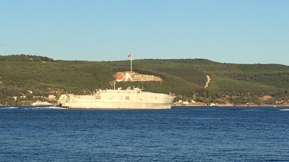 ABD yüksek hızlı transfer gemisi Çanakkale Boğazı’ndan geçti