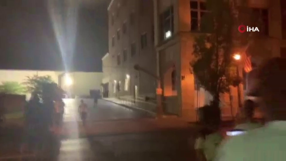 ABD’de polis bıçaklı saldırganı öldürünce protestolar başladı