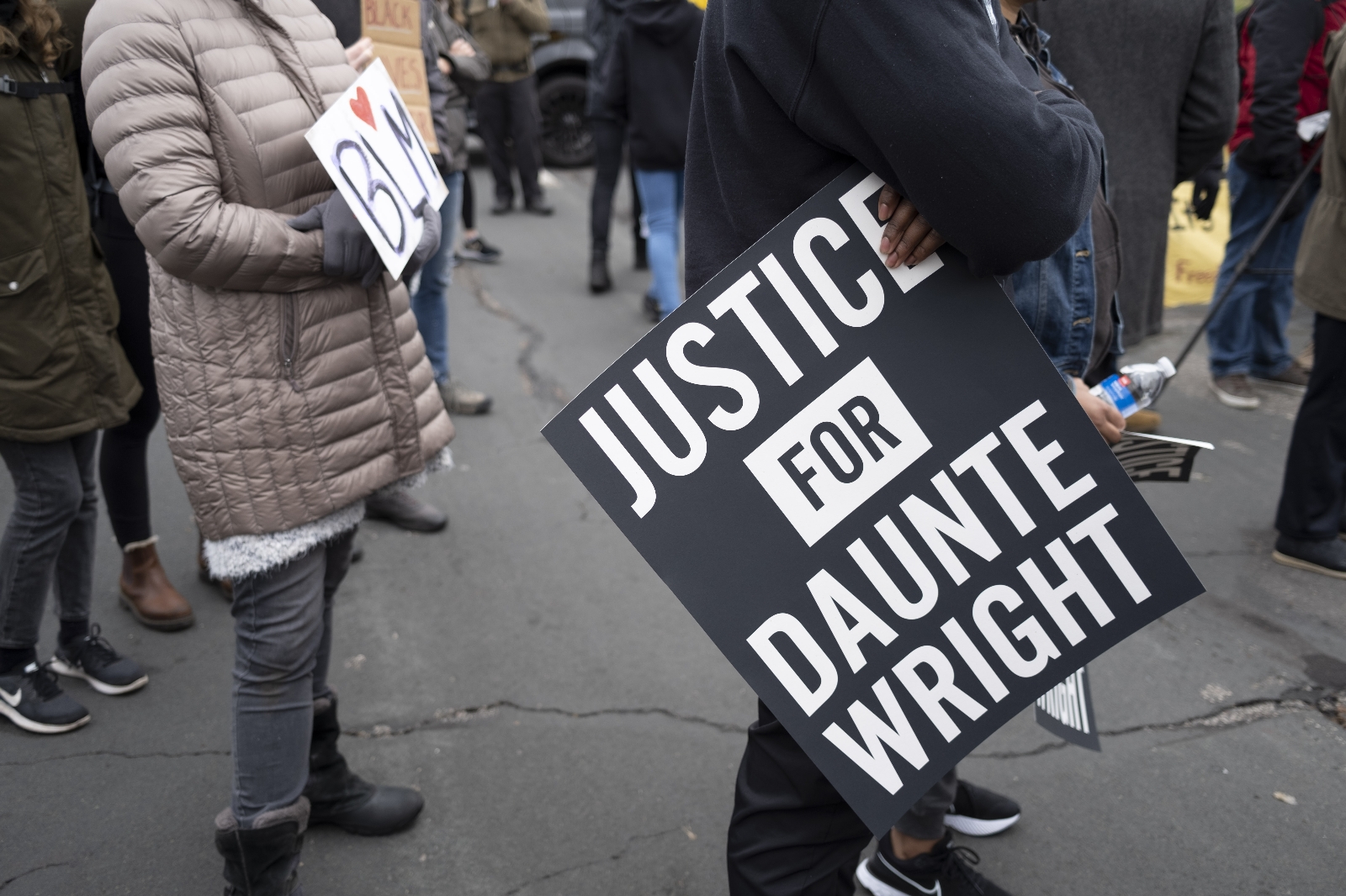 ABD’de siyahi Wright’ı vuran polis memuru istifa etti