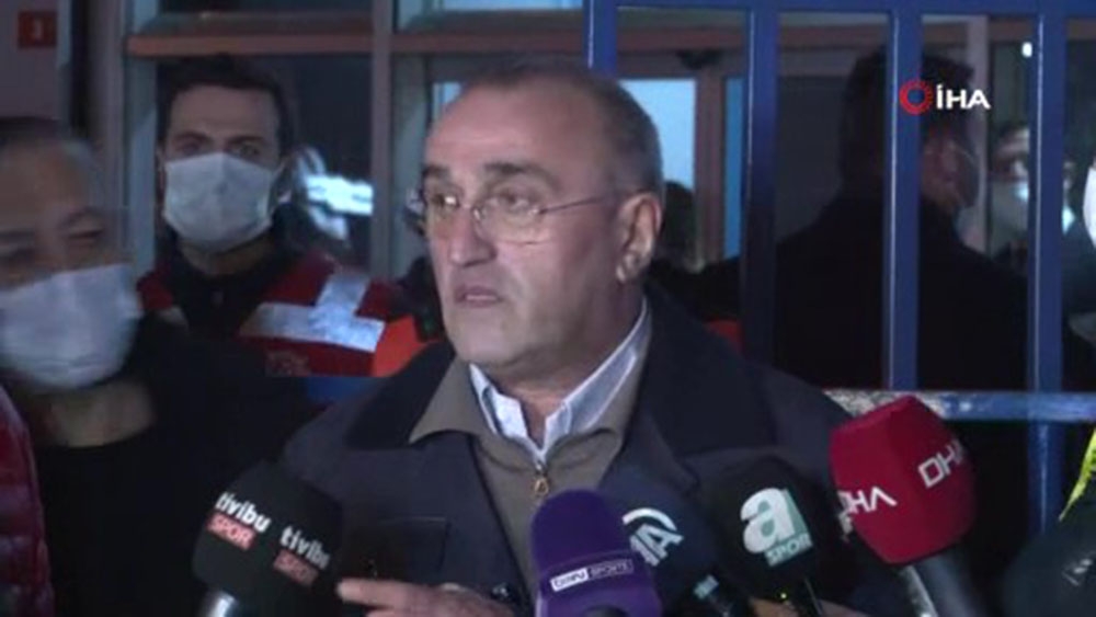 Abdurrahim Albayrak: “Mostafa Mohamed’i izlemeye devam edin”