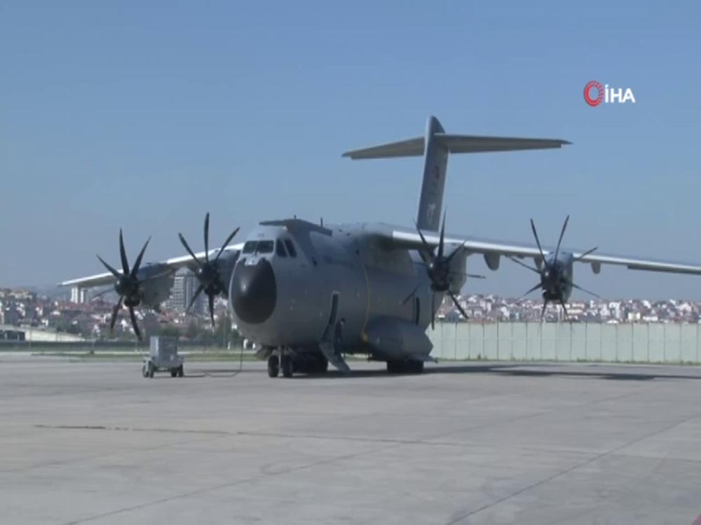 ABD’ye yardım götüren uçak havalandı