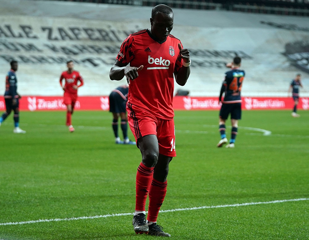 Aboubakar’dan kupada siftah