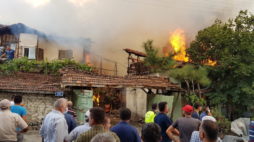Acı haberi Vali açıkladı, Çorum’daki yangında ölü sayısı 5’e yükseldi