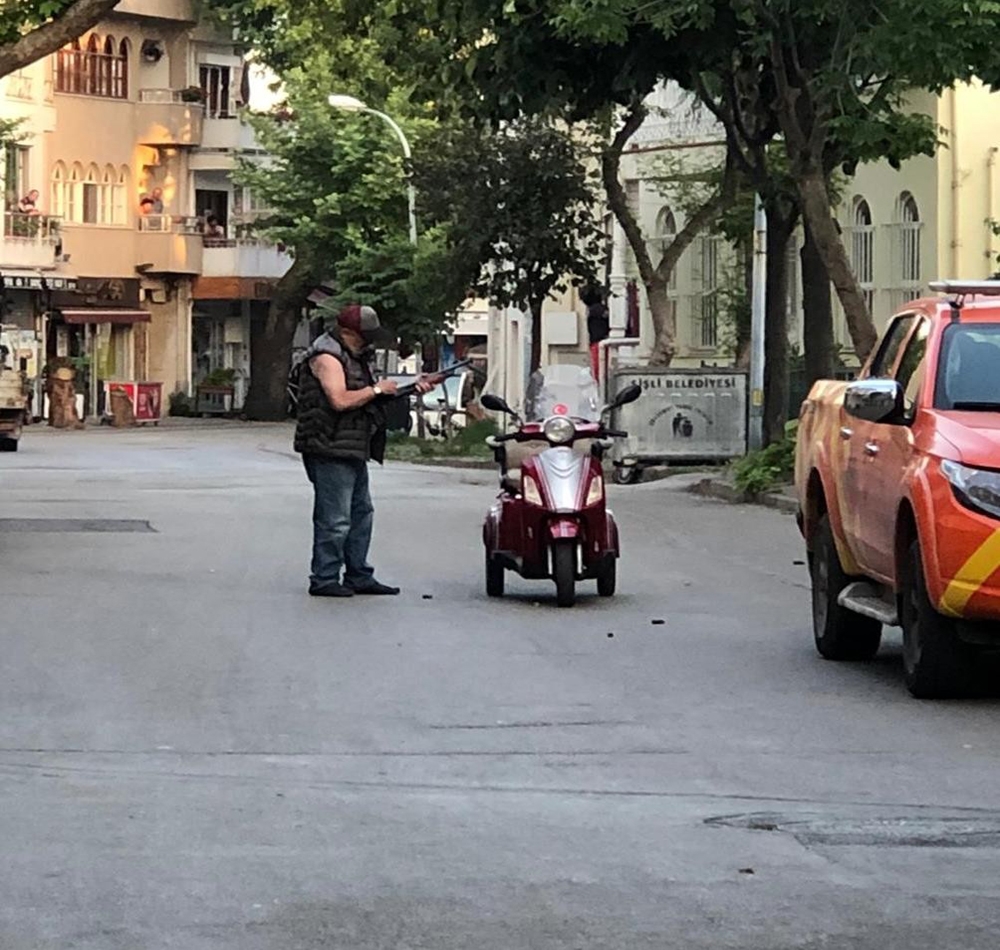 Adalar Belediyesinin binasına pompalı tüfekle ateş açan şahıs tutuklanarak cezaevine gönderildi