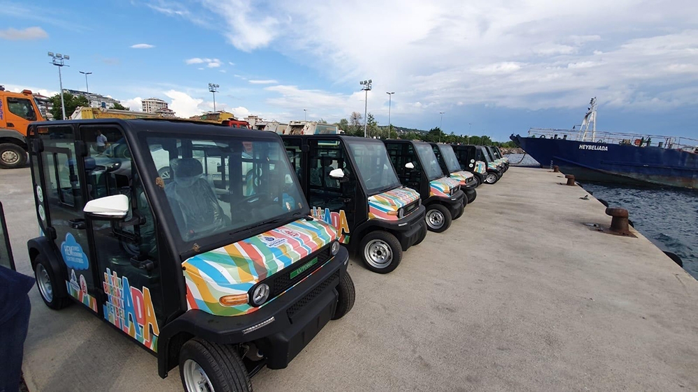 Adalar’da kullanılacak elektrikli araçlar görüntülendi