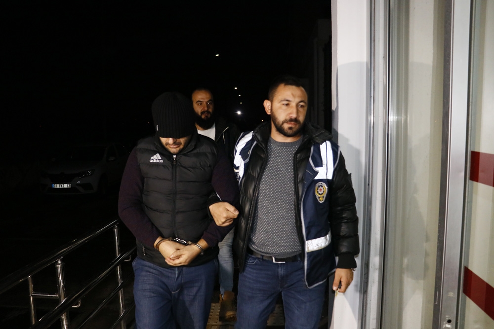 Adana Merkezli 3 İlde Fetö Operasyonu: 23 Gözaltı Kararı