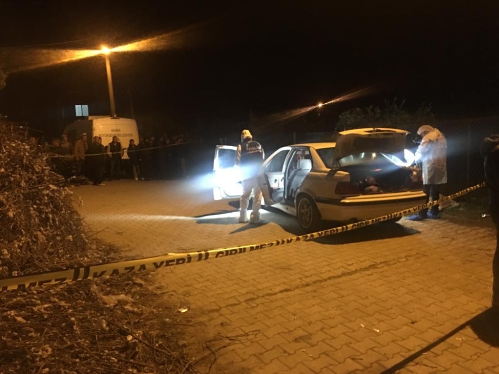 Adanada 2 Arkadaşa Kanlı İnfaz