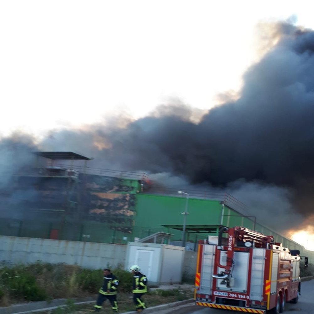 Adana’da nişasta fabrikasında büyük yangın