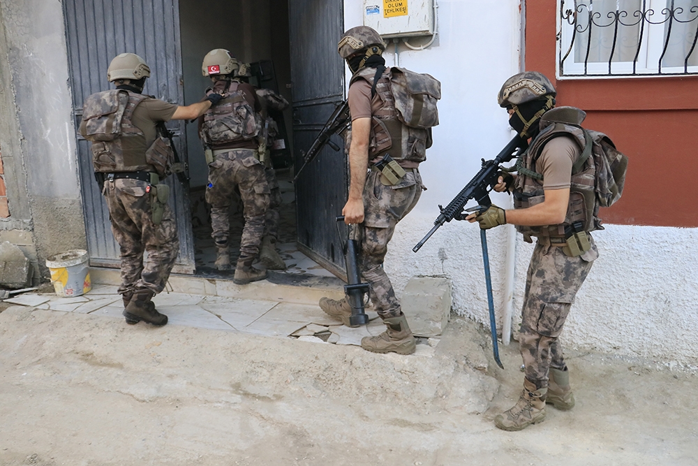 Adana’da PKK/KCK operasyonu