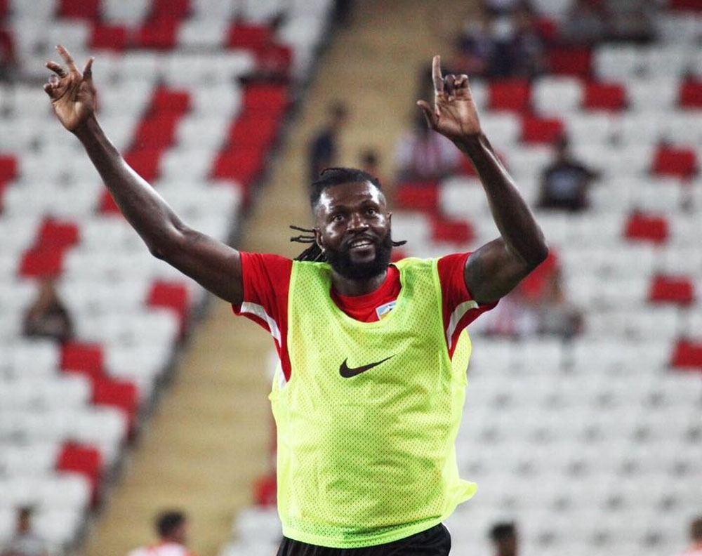 Adebayor: “Kalbim Her Zaman Bu Kulüple Kalacak”