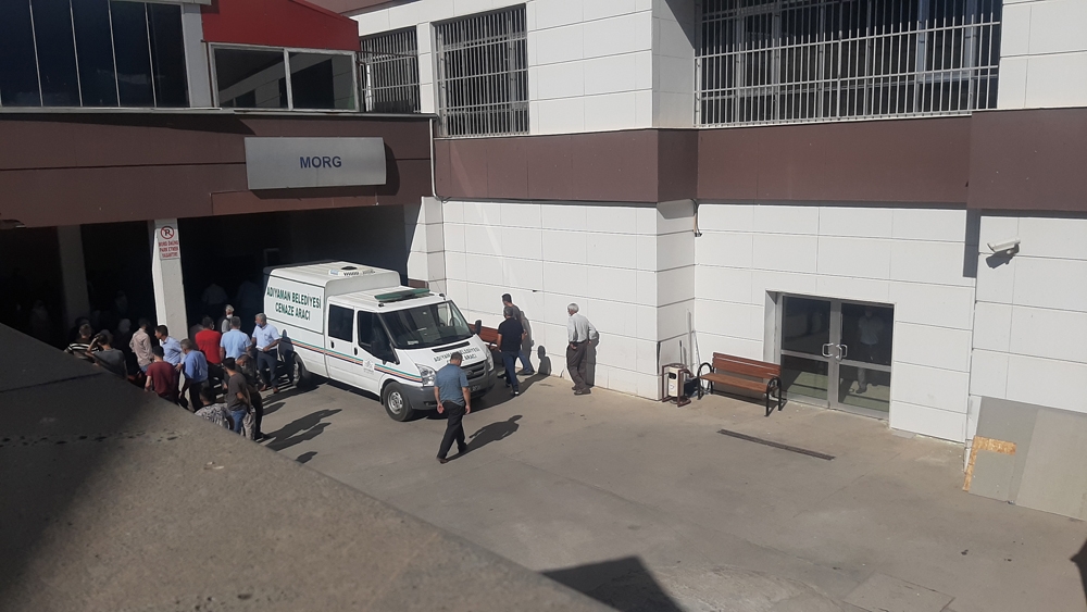 Adıyaman’da feci olay: 2 ölü, 1 yaralı
