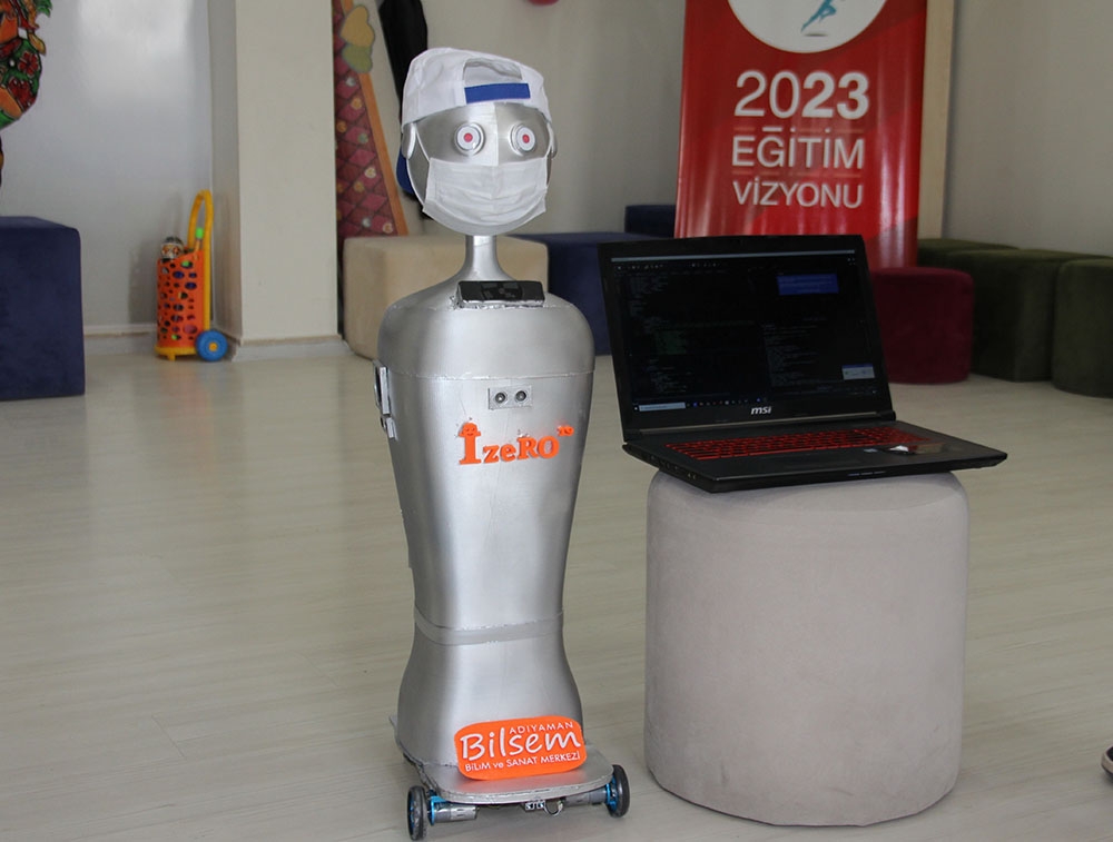 Adıyaman’ın ‘IzeRO19’u Japonya’nın ‘Robovie’sine rakip