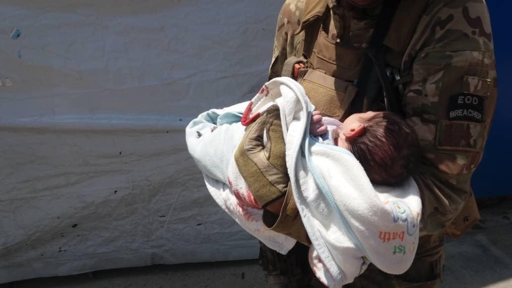 Afganistan’da hastaneye saldırı: 8 ölü