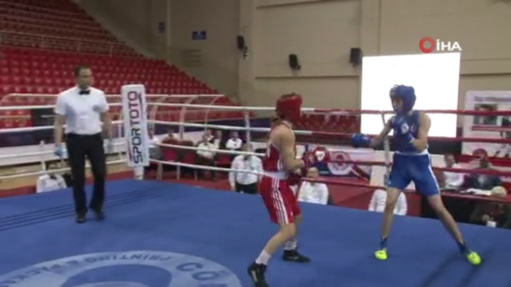 Ahmet Cömert Boks Turnuvası’nda yarı final