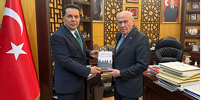 Ahmet Özer, Devlet Bahçeli'yi ziyaret etti