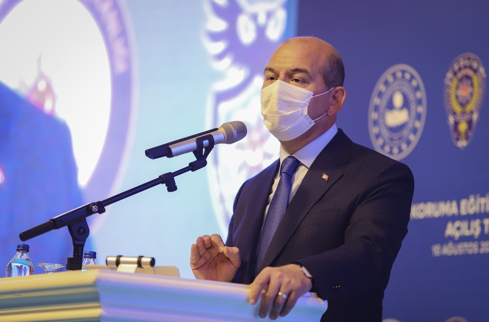 “AK Parti, darbeleri tarihin kuyusuna gönderen millet hareketidir”