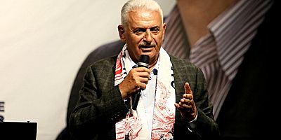 AK Parti Genel Başkanvekili Binali Yıldırım kaza geçirdi