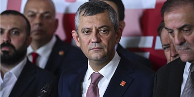 AK Parti, Özgür Özel'in dokunulmazlığının kaldırılacağı iddiasını yalanladı