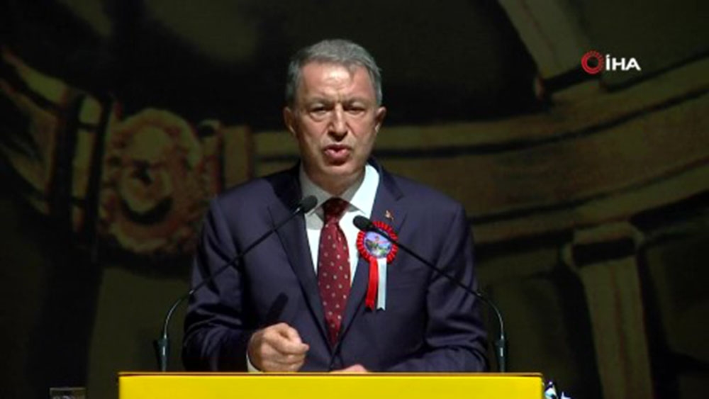 Akar ve TSK komuta kademesi kurmay subaylarla bir araya geldi