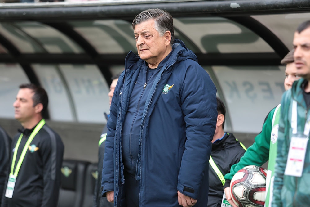 Akhisarspor’da 12 kişinin test sonucu pozitif