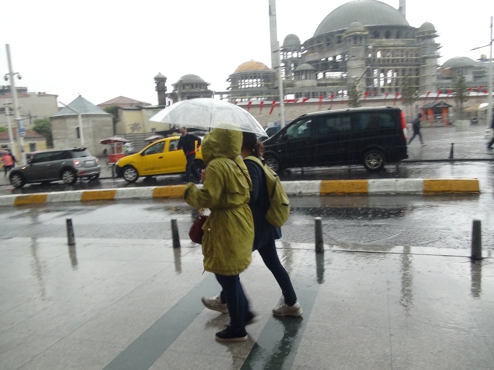 AKOM’dan kuvvetli yağış uyarısı