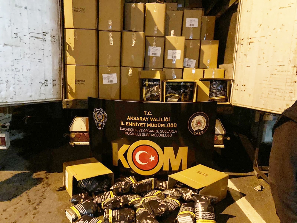 Aksaray’da 19 ton 700 kilo kaçak tütün ele geçirildi