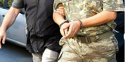 Aktif görevde bulunan 14 FETÖ'cü asker yakalandı