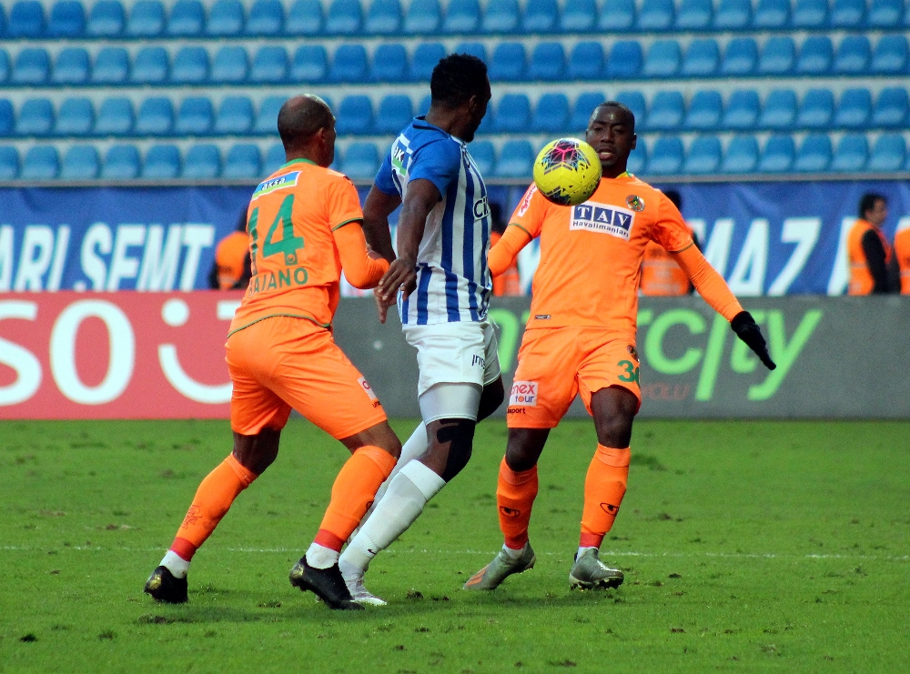 Alanyaspor seriye bağladı