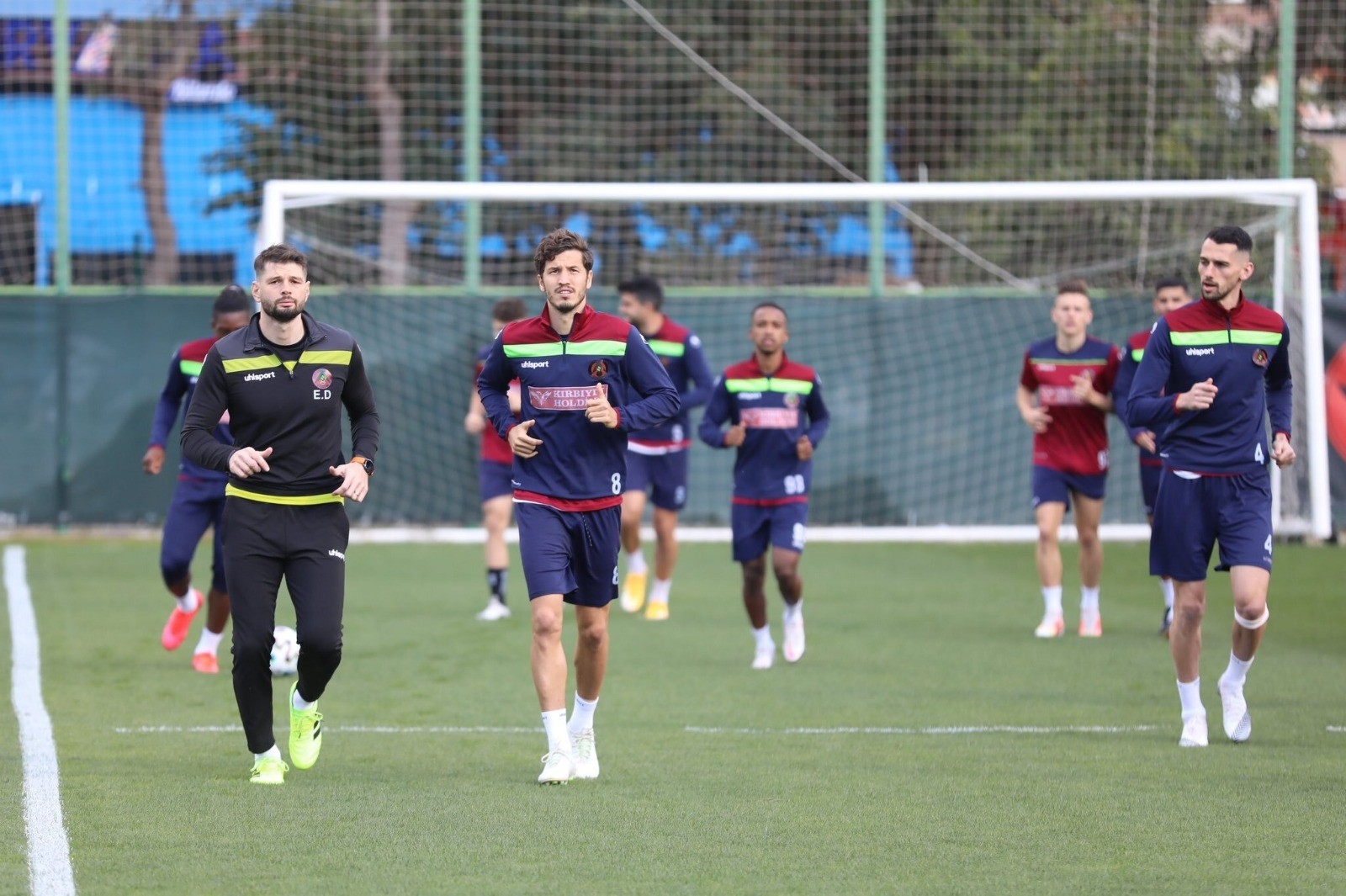 Alanyaspor’da Salih Uçan şoku