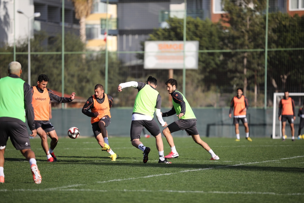 Alanyaspor’un genç futbolcusunun forma hırsı