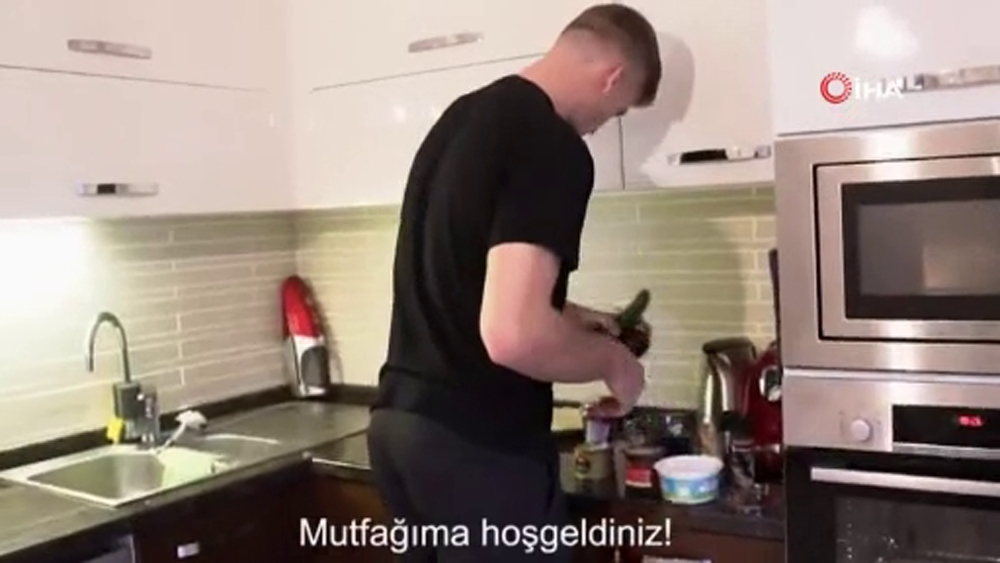 Alexander Sörloth mutfağa girdi