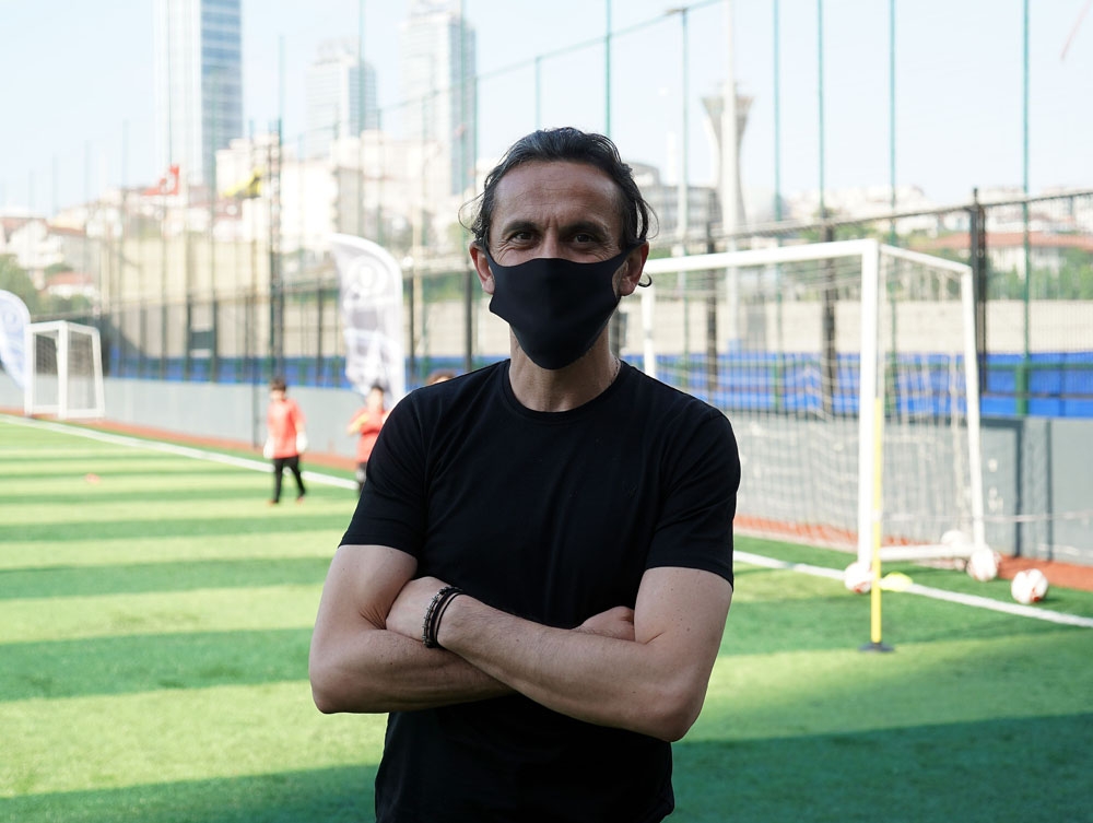 “Ali Koç ve yönetim Fenerbahçe’ye yakışacak bir takım kurmak adına çalışıyorlar”
