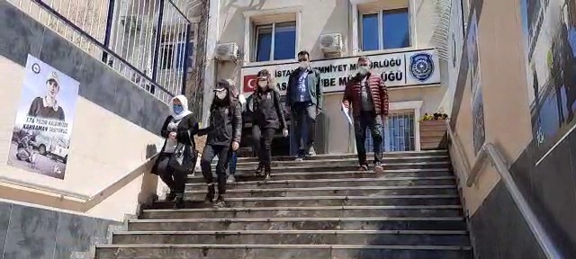Alışveriş merkezinde yankesicilik şoku: Kadın hırsızlar 16 bin lirayı böyle çaldı
