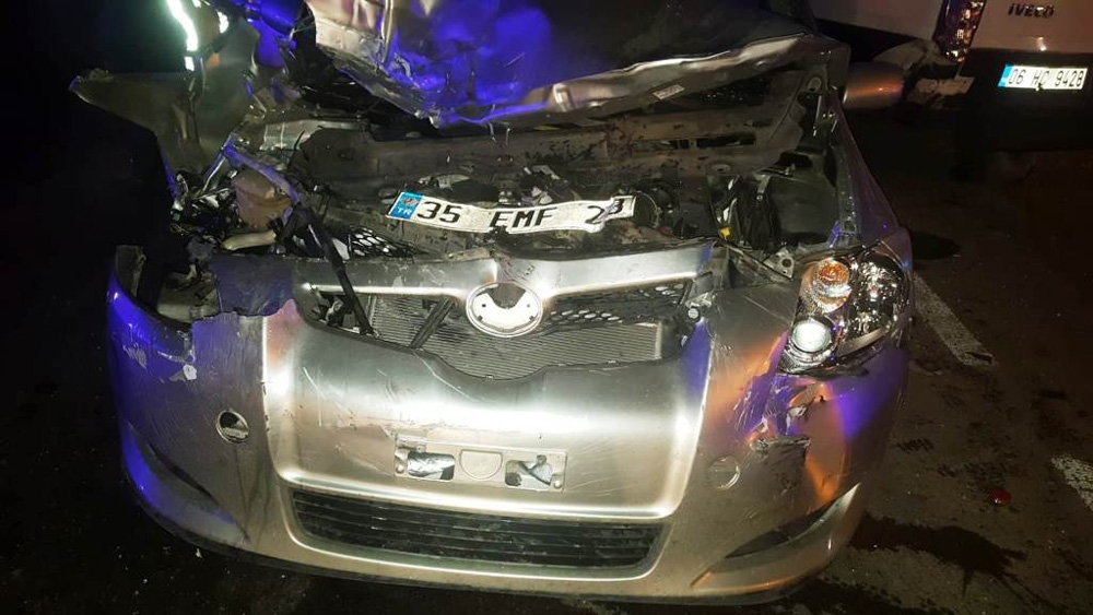 Alkollü Sürücü Kazaya Neden Oldu: 1İ Polis 6 Yaralı