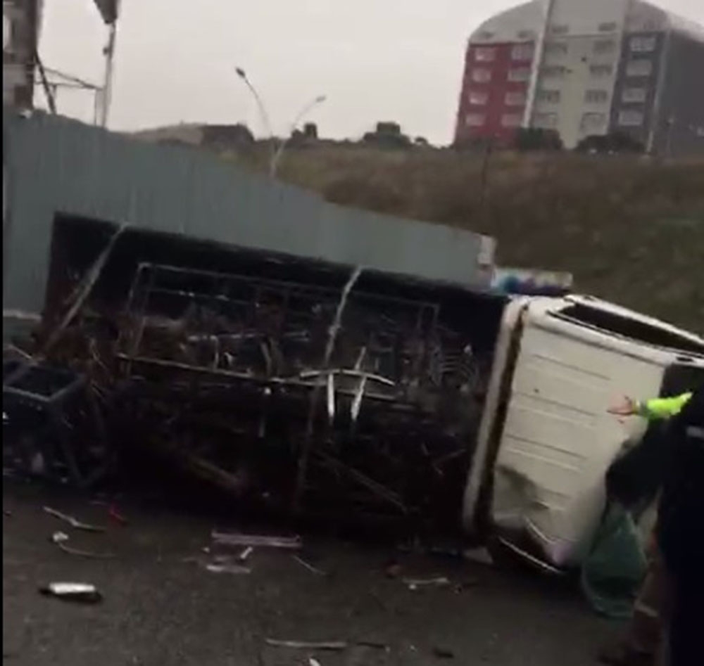 Alkollü tır sürücüsü dehşet saçtı
