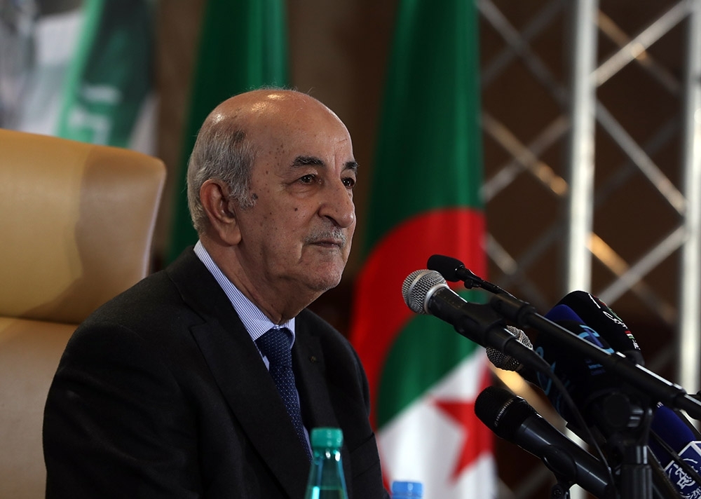 Almanya’da 1 aydır korona tedavisi gören Cezayir Cumhurbaşkanı Tebboune taburcu edildi