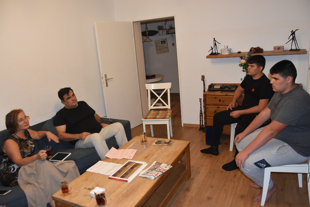 Almanya’da 15 yaşındaki Türk gence polis şiddeti