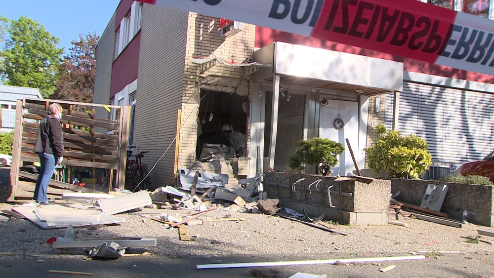 Almanya’da banka ATM’leri havaya uçuruldu