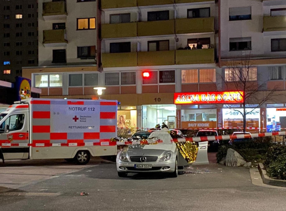 Almanya’da silahlı saldırı: 5’i Türk 10 ölü