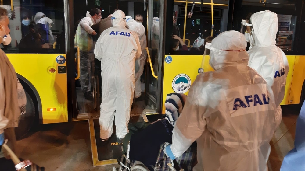 Almanya’dan getirilen 157 kişi Kayseri’ye ulaştı