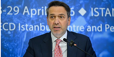 Alparslan Bayraktar'dan Özgür Özel'e: Bu konuda hiçbir şey bilmiyorsunuz