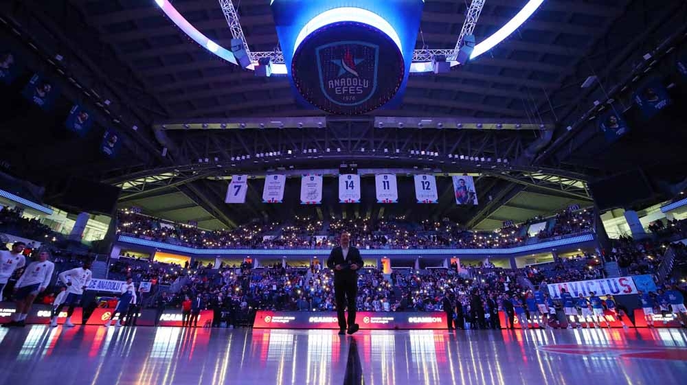 Anadolu Efes’ten 90’lar gecesi