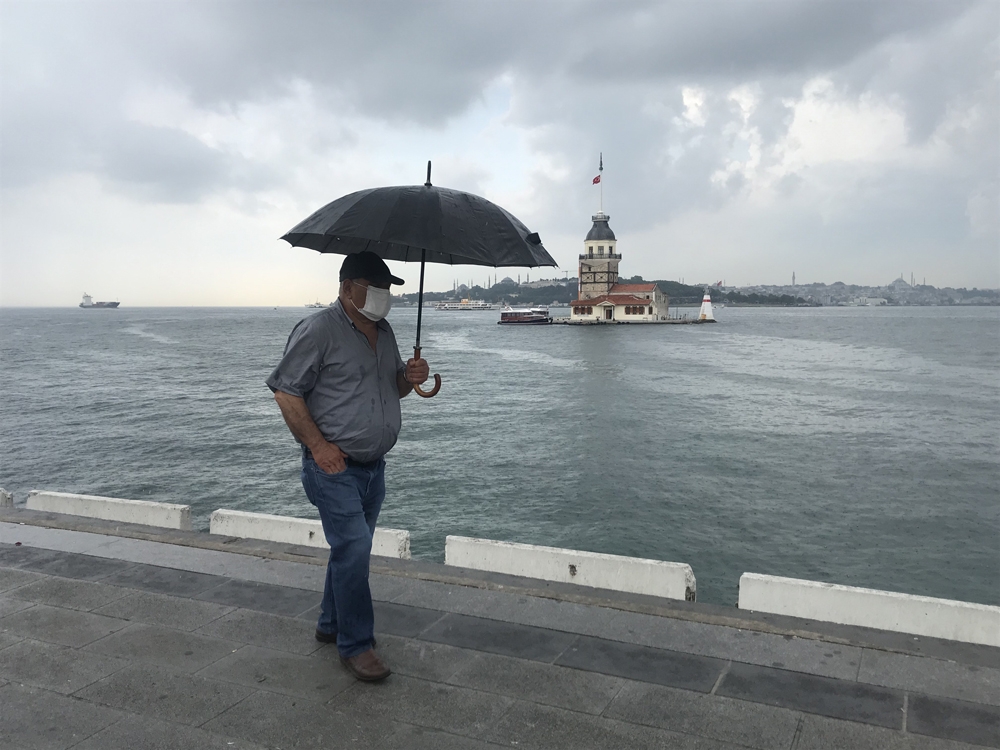 Anadolu Yakası’nda beklenen yağmur başladı
