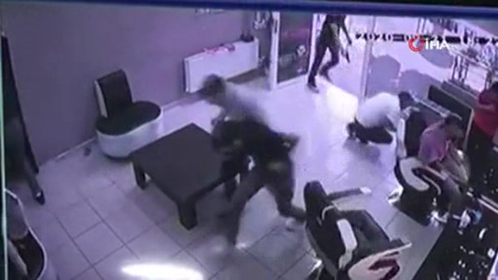 Ankara’da 1 kişinin öldüğü silahlı kavga güvenlik kameralarına yansıdı
