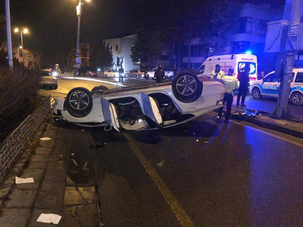 Ankara’da iki ayrı trafik kazası: 5 yaralı